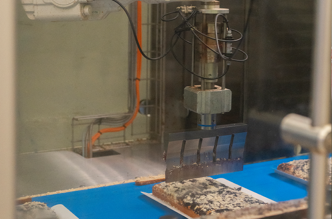 Hakafood Finland cakes in production